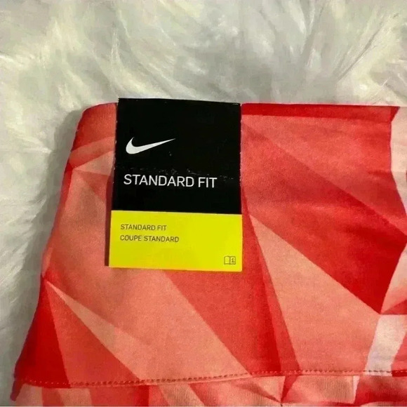 Nike Women's Dri-FIT Victory UV 17" Printed Golf Skorts - Picture 8 of 11